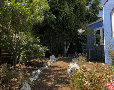 2257 Earl Street - Photo Thumbnail 2