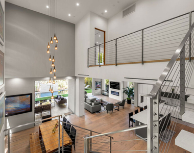 6617 Lindenhurst Avenue - Photo Thumbnail 14