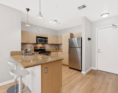 630 West 6th Street - Photo Thumbnail 3