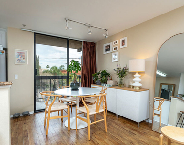 7320 Hawthorn Avenue - Photo Thumbnail 3