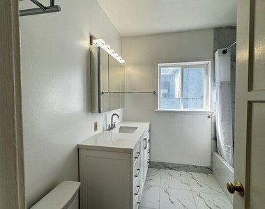 1246 Edris Drive - Photo Thumbnail 17