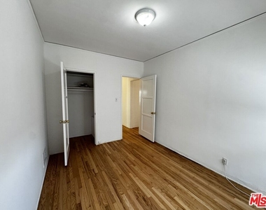 1246 Edris Drive - Photo Thumbnail 14