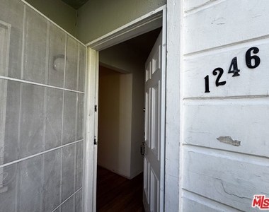 1246 Edris Drive - Photo Thumbnail 1