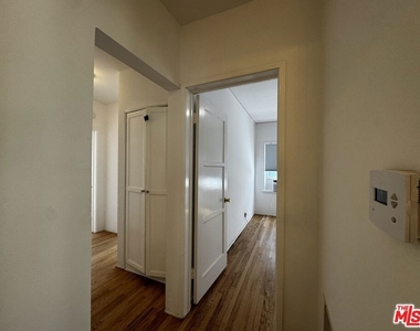 1246 Edris Drive - Photo Thumbnail 12
