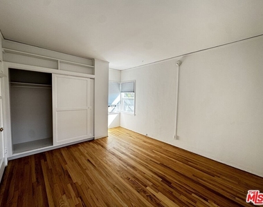 1246 Edris Drive - Photo Thumbnail 23