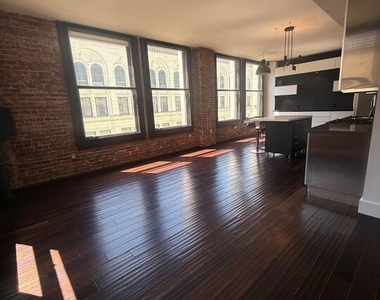 460 S Spring Street - Photo Thumbnail 6