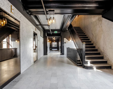 460 S Spring Street - Photo Thumbnail 22