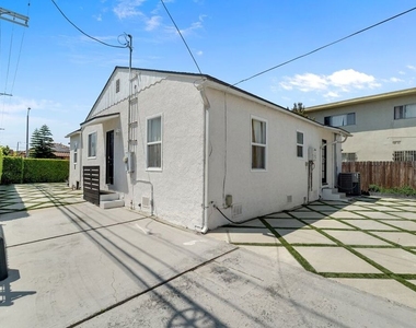1978 S Holt Avenue - Photo Thumbnail 3