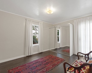 1978 S Holt Avenue - Photo Thumbnail 10