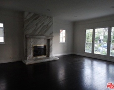 8437 W 4th Street - Photo Thumbnail 1