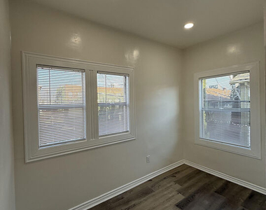 5522 Sierra Vista Avenue - Photo Thumbnail 5