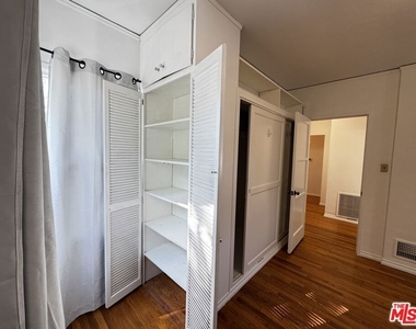 1242 Edris Drive - Photo Thumbnail 21
