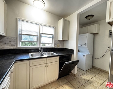 1242 Edris Drive - Photo Thumbnail 26