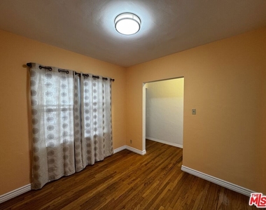 1242 Edris Drive - Photo Thumbnail 23