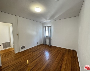 1242 Edris Drive - Photo Thumbnail 22