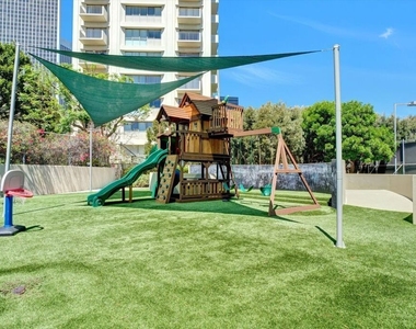 2160 Century Park East - Photo Thumbnail 25