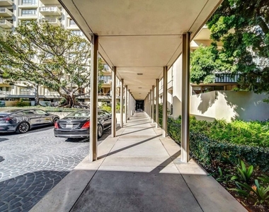 2160 Century Park East - Photo Thumbnail 16