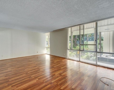 2160 Century Park East - Photo Thumbnail 6