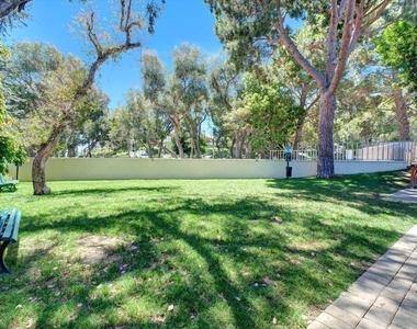 2160 Century Park East - Photo Thumbnail 22