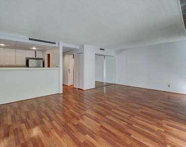 2160 Century Park East - Photo Thumbnail 9