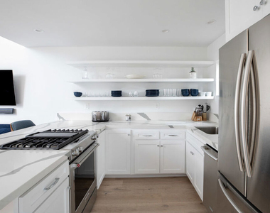 29233 Heathercliff Road - Photo Thumbnail 2