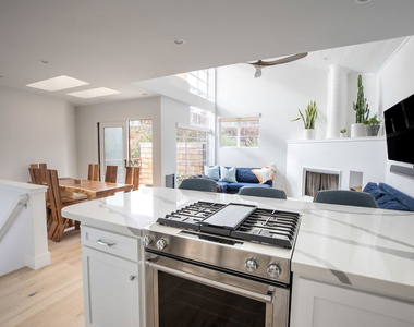 29233 Heathercliff Road - Photo Thumbnail 5