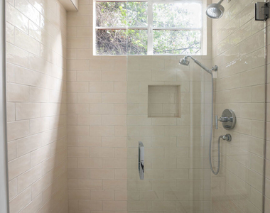 29233 Heathercliff Road - Photo Thumbnail 15