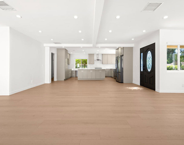 9717 Cisco Street - Photo Thumbnail 5