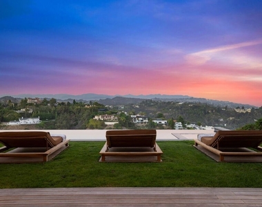 1030 Somera Road - Photo Thumbnail 29