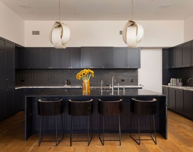 1030 Somera Road - Photo Thumbnail 10