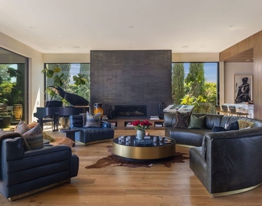 1030 Somera Road - Photo Thumbnail 4