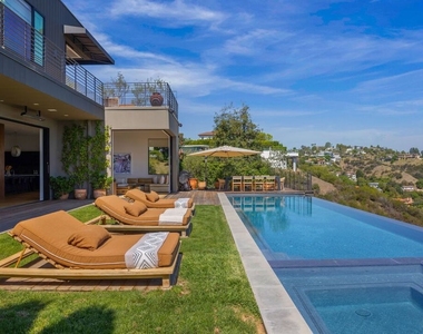 1030 Somera Road - Photo Thumbnail 22