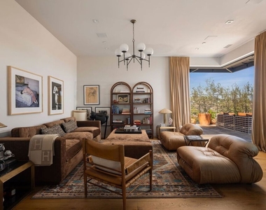 1030 Somera Road - Photo Thumbnail 14