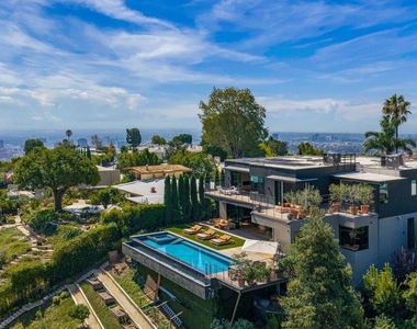 1030 Somera Road - Photo Thumbnail 24