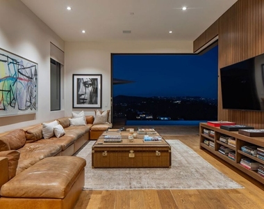 1030 Somera Road - Photo Thumbnail 27