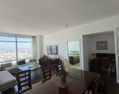 900 W Olympic Boulevard - Photo Thumbnail 8