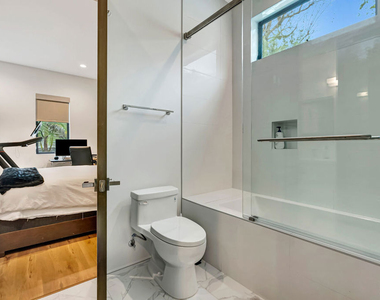 4203 Saugus Avenue - Photo Thumbnail 16