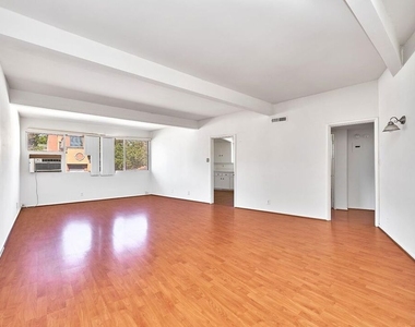 4085 W 7th Street - Photo Thumbnail 5