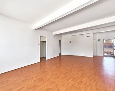 4085 W 7th Street - Photo Thumbnail 8