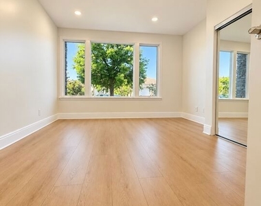 16625 Calle Haleigh - Photo Thumbnail 21