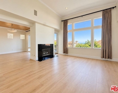 16625 Calle Haleigh - Photo Thumbnail 5