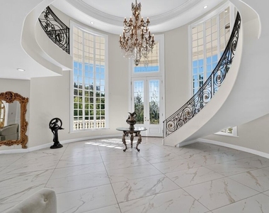 4434 Grimes Place - Photo Thumbnail 2