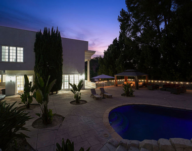 4434 Grimes Place - Photo Thumbnail 34