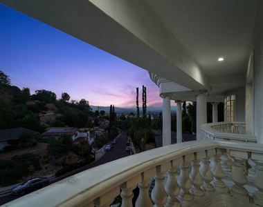 4434 Grimes Place - Photo Thumbnail 38