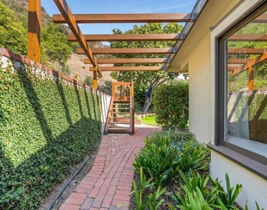 5942 Paseo Canyon Drive - Photo Thumbnail 39