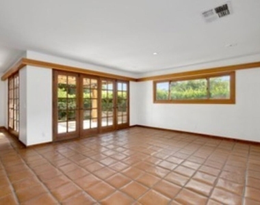 5942 Paseo Canyon Drive - Photo Thumbnail 18