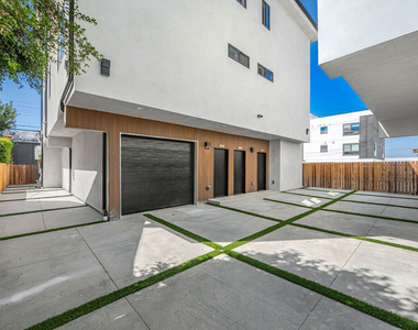 6212 Banner Avenue - Photo Thumbnail 13