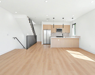 6212 Banner Avenue - Photo Thumbnail 2