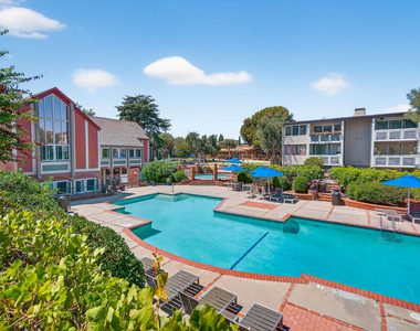 6505 Green Valley Circle - Photo Thumbnail 21