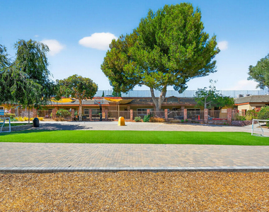 6505 Green Valley Circle - Photo Thumbnail 25